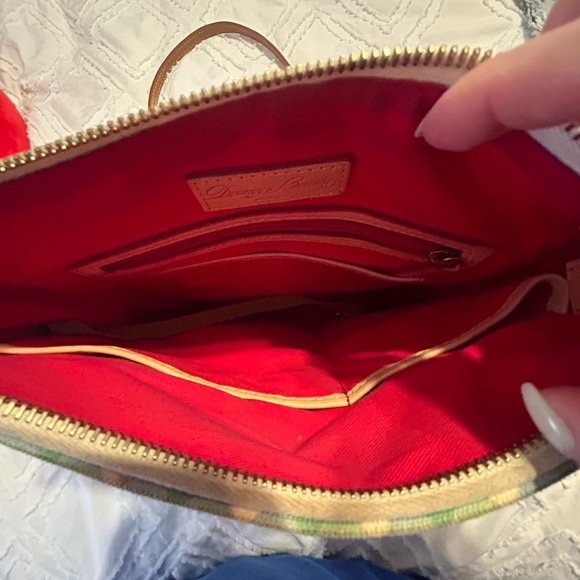 Dooney and Bourke crossbody bag - Picture 4 of 11